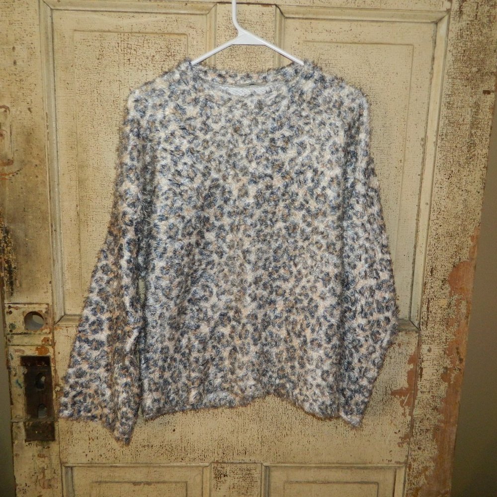 Zara Trafaluc Fuzzy Leopard Sweater Size M (JJ-32)